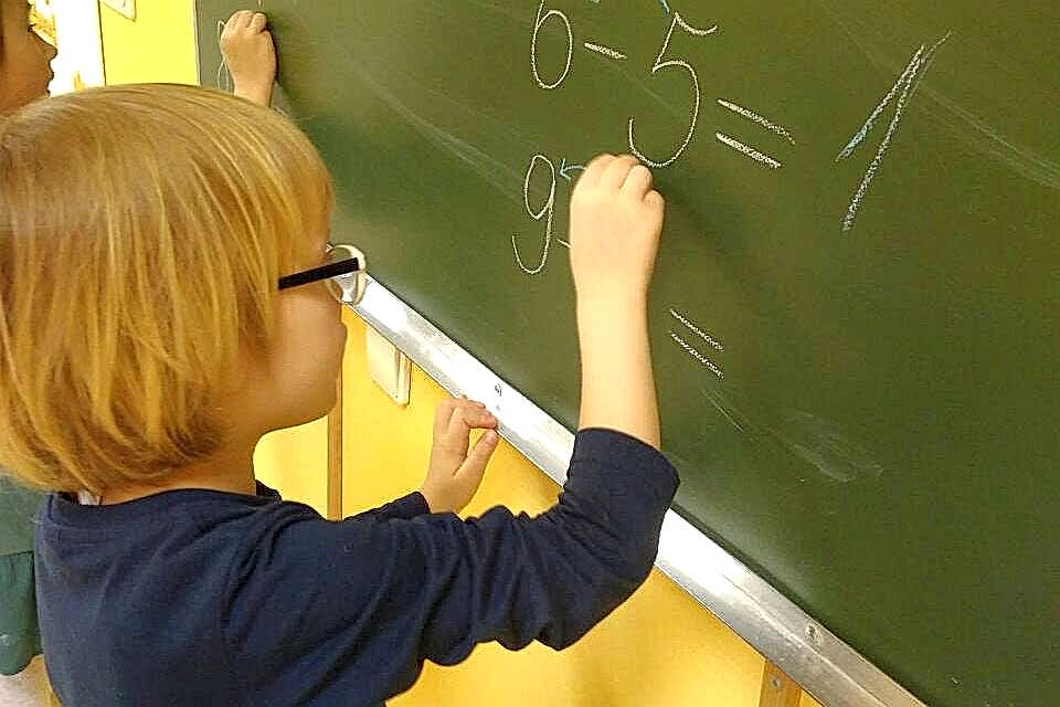 Летние курсы в детском центре развития ребенка - Экспресс-подготовка к школе