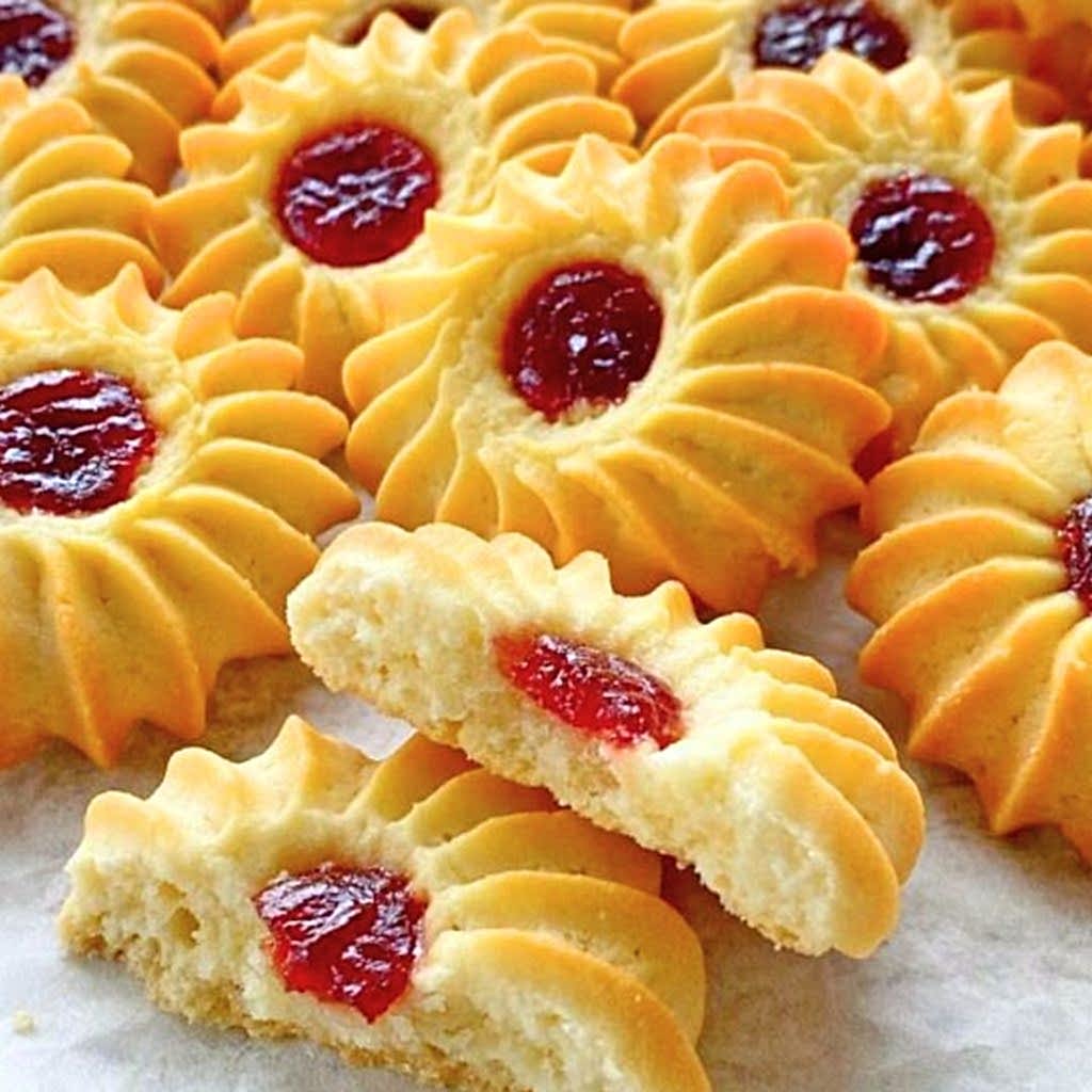 Кулинарный мастер-класс - «Домашнее курабье», выпечка песочного печенья с джемом